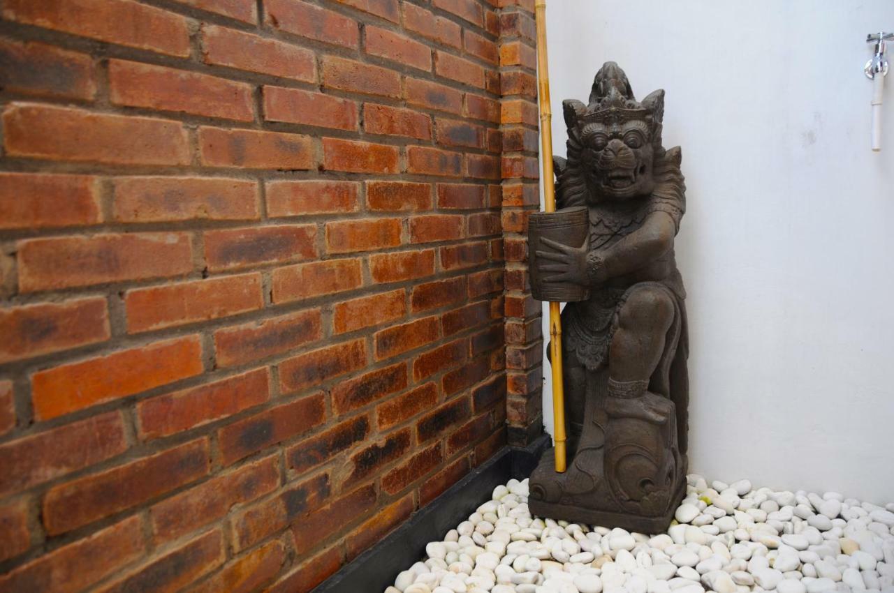 Villa Buddha Malioboro Yogyakarta Luaran gambar